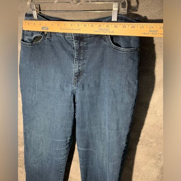 Gloria Vanderbilt Women's Blue Skinny Jeans - Picture 3 of 10